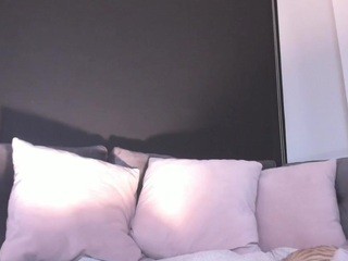 Alicewillow2 nude on cam – live sex chat