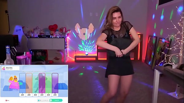 Alinity Nip Slip