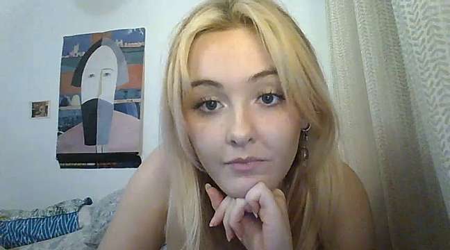 angel-baby naked stripping on cam for live sex video chat