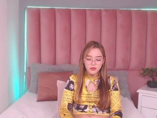 Azami nude on cam – live sex chat