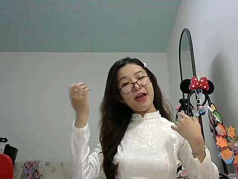Cute_Ruby01 naked stripping on cam for live sex video chat