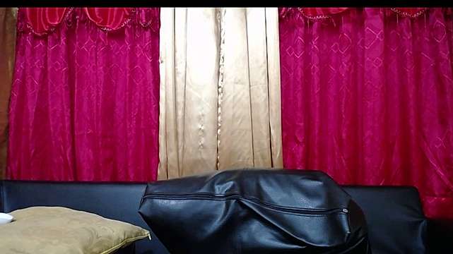 Dalia-Mohamed_23 naked stripping on cam for live sex video chat