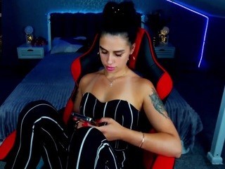 ?, Gangster queen? nude on cam – live sex chat