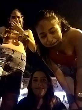 I_feel_very_wet naked stripping on cam for live sex video chat