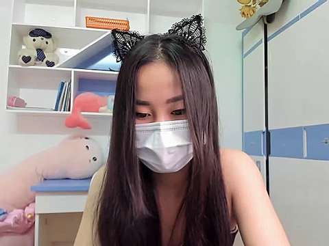 Mariaunun naked stripping on cam for live sex video chat