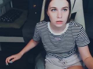 MollyMeeow nude on cam – live sex chat