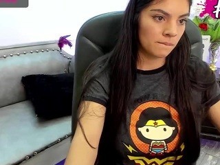 Nahomy-naty nude on cam – live sex chat