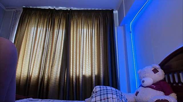 Rose_Pack naked stripping on cam for live sex video chat