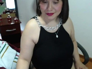 Seleene nude on cam – live sex chat