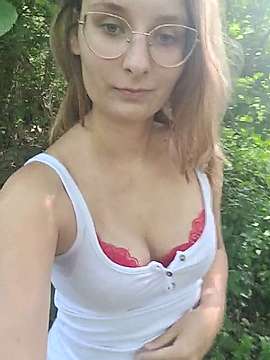 The_Snowwhitee naked stripping on cam for live sex video chat