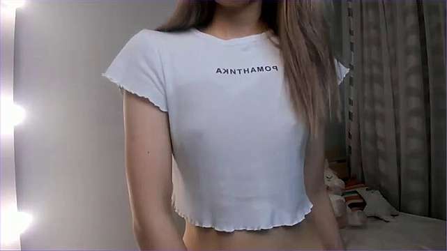 vonama naked stripping on cam for live sex video chat