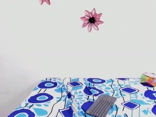 Abrilhernandes nude on cam – live sex chat