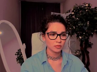 Alex-Amber nude on cam – live sex chat