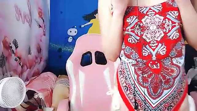Alinaeve naked stripping on cam for live sex video chat