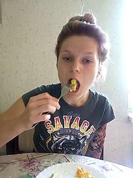 Alisa_XXX naked stripping on cam for live sex video chat