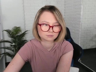 AmyTate nude on cam – live sex chat