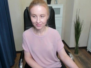 Ann-Shy nude on cam – live sex chat