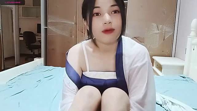 Annie-CoCo naked stripping on cam for live sex video chat