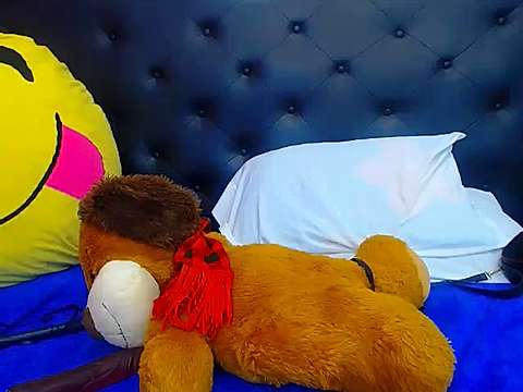ariel_boom naked stripping on cam for live sex video chat