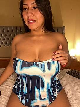 bbelice naked stripping on cam for live sex video chat