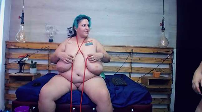 bigboobs_sexy30 naked stripping on cam for live sex video chat