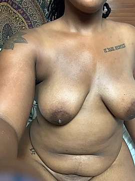 bootydee naked stripping on cam for live sex video chat