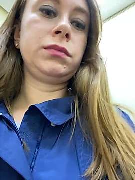 BrookeSoSexy naked stripping on cam for live sex video chat