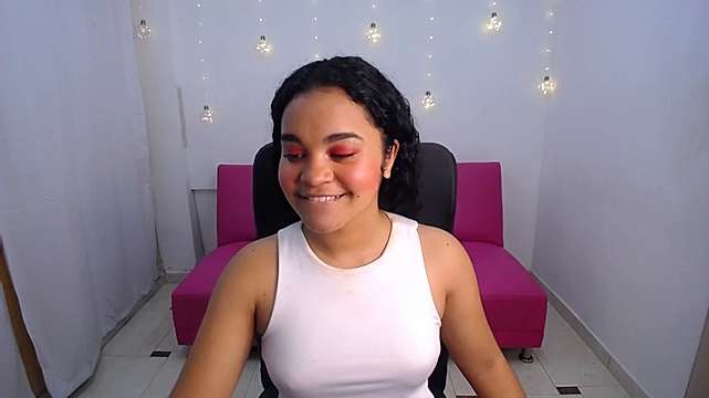 Candy18_ naked stripping on cam for live sex video chat