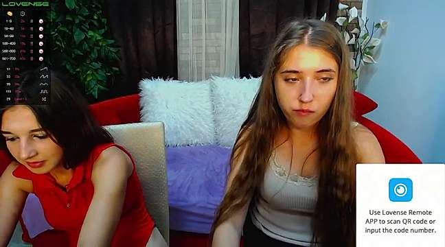 _Chery_ naked stripping on cam for live sex video chat