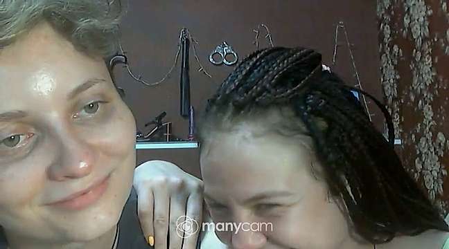 Crazy_Love_Couple naked stripping on cam for live sex video chat