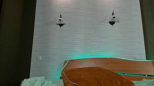 daisuki_11 naked stripping on cam for live sex video chat