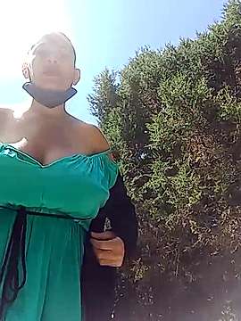 deise_ naked stripping on cam for live sex video chat