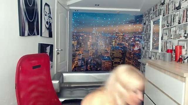 della__ naked stripping on cam for live sex video chat
