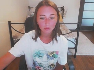 Dollyholly nude on cam – live sex chat
