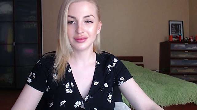 ElenaKrey_ naked stripping on cam for live sex video chat