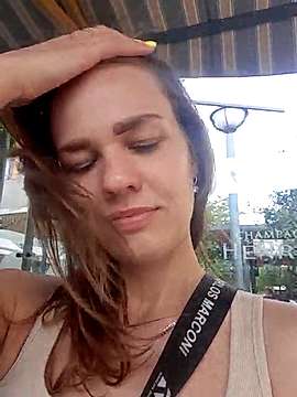 Emilia_Key naked stripping on cam for live sex video chat