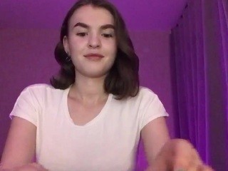 Favelinse nude on cam – live sex chat