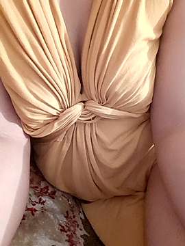 firdaous23 naked stripping on cam for live sex video chat
