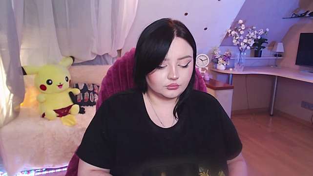 Gracey_Lew naked stripping on cam for live sex video chat