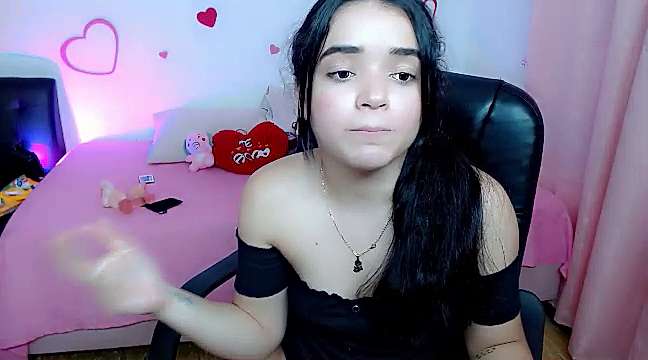 haley_hot naked stripping on cam for live sex video chat