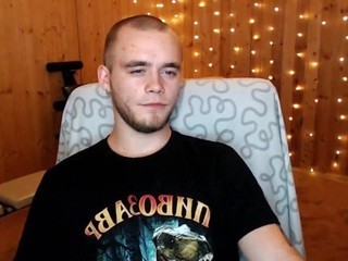 HugoBrad nude on cam – live sex chat
