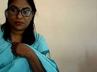 Indiandesire23 naked stripping on cam for live sex video chat