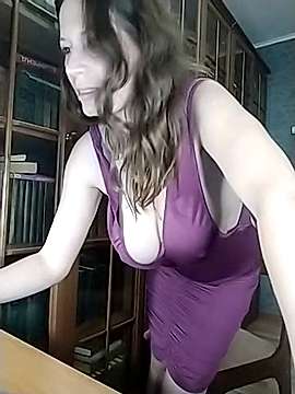 KayiGerda naked stripping on cam for live sex video chat