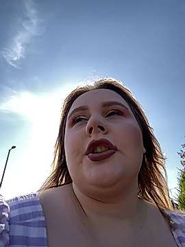 khloanne naked stripping on cam for live sex video chat