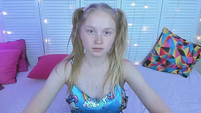 lally_hill naked stripping on cam for live sex video chat