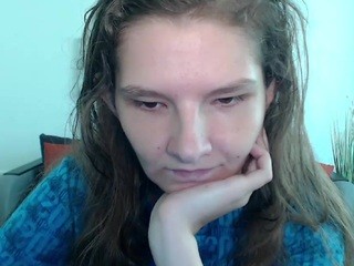 LeahTaylors nude on cam – live sex chat