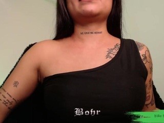 MadelinLove nude on cam – live sex chat