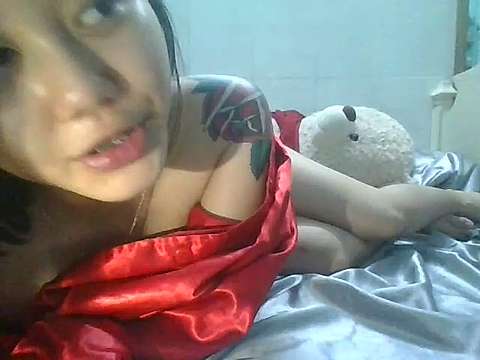 MARIA1239 naked stripping on cam for live sex video chat