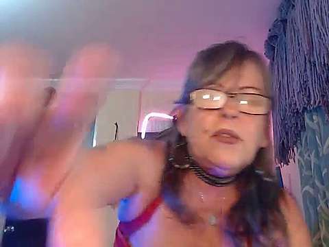 maturelatin2018 naked stripping on cam for live sex video chat