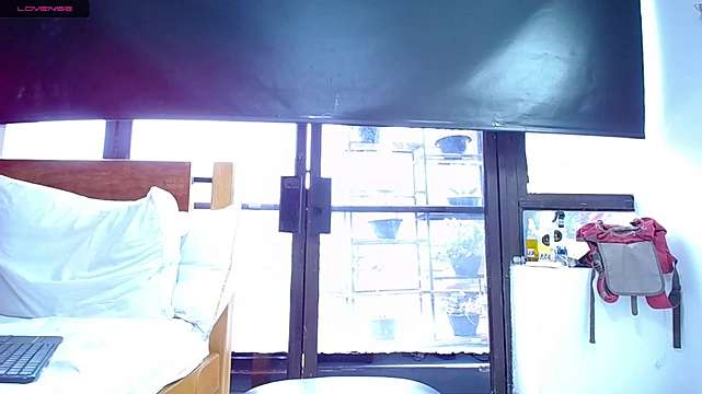 meel__ruiz naked stripping on cam for live sex video chat